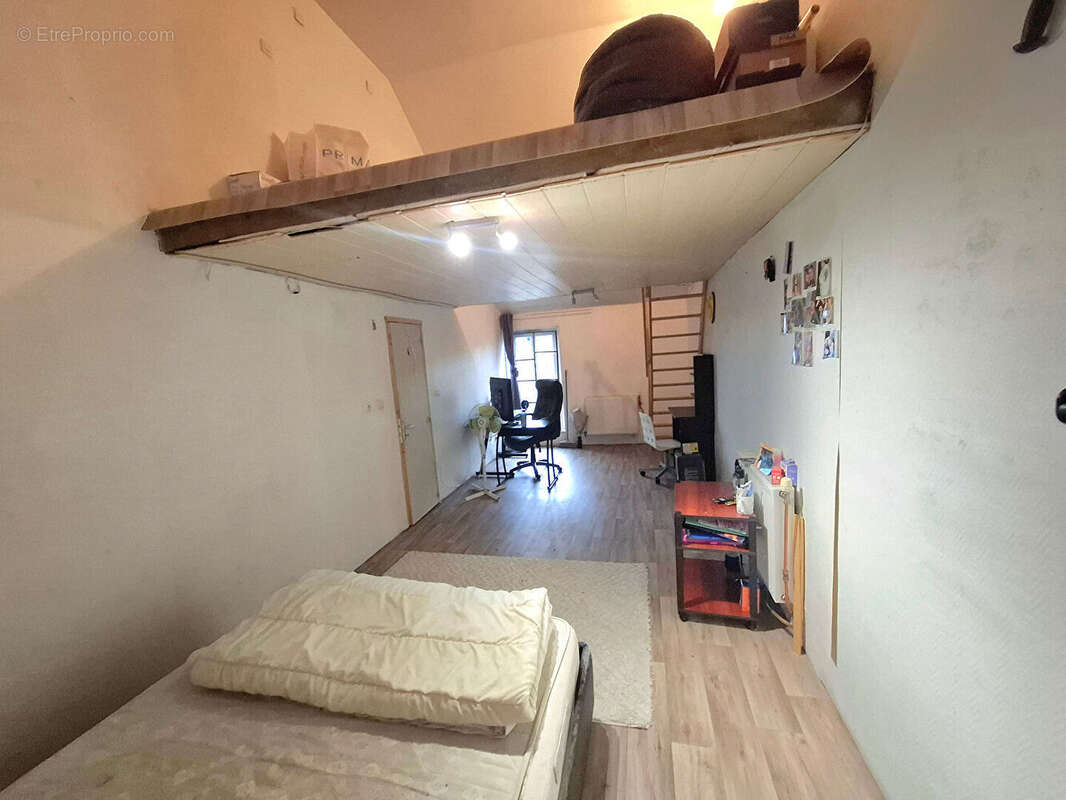 Maison à FERRIERE-LA-GRANDE