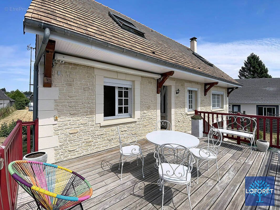 Maison à BERNAY