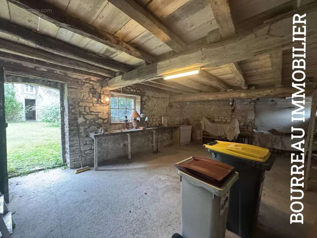 Maison à CHASSY