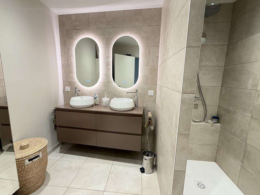 "georges" - appartement d'exception en hypercentre d'auray - photo 5
