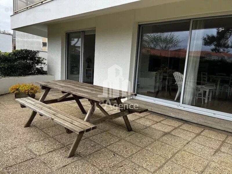 Appartement à VAUX-SUR-MER