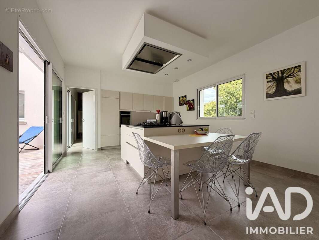 Maison 114 m² à Orvault  - photo 3