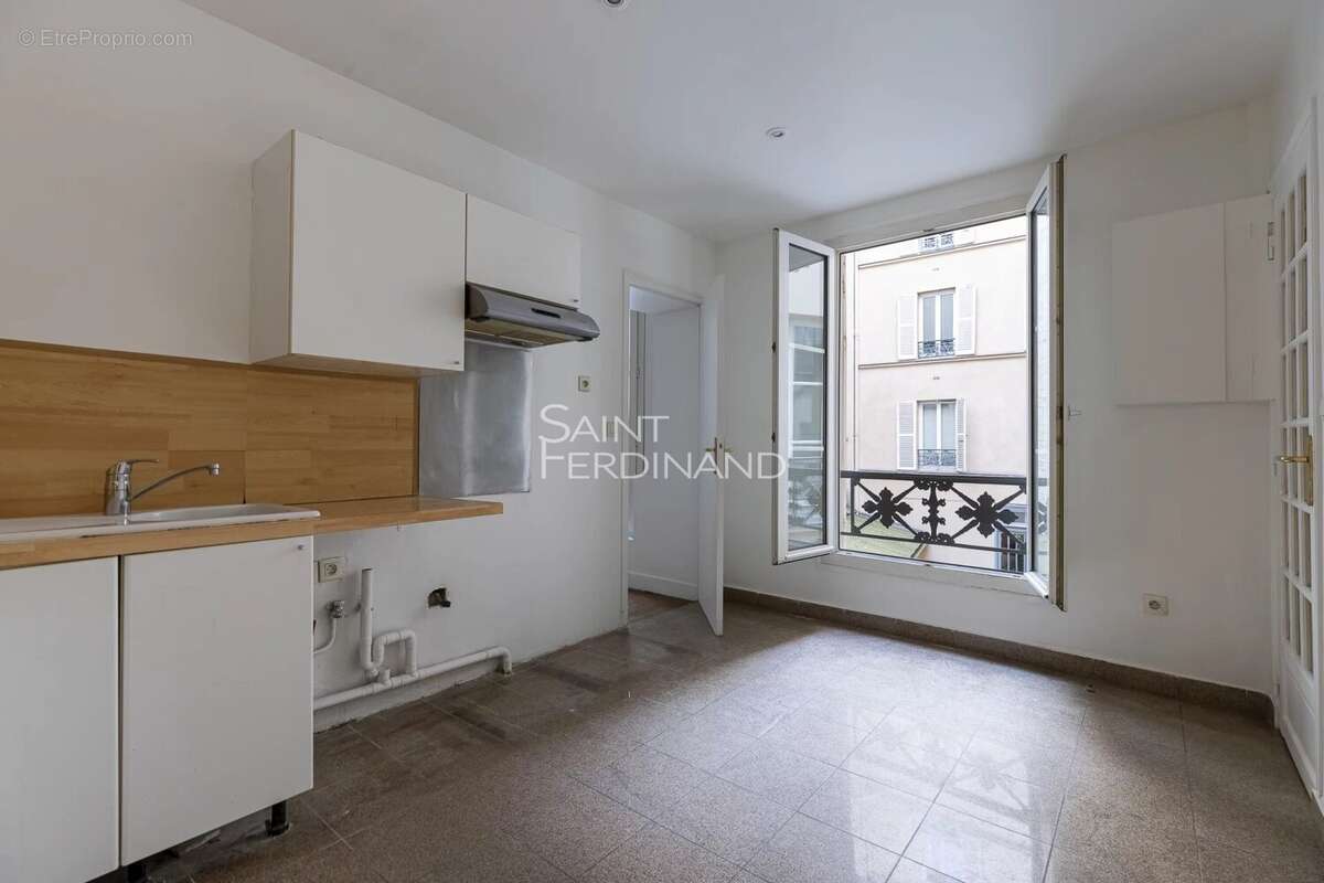 Appartement à PARIS-9E