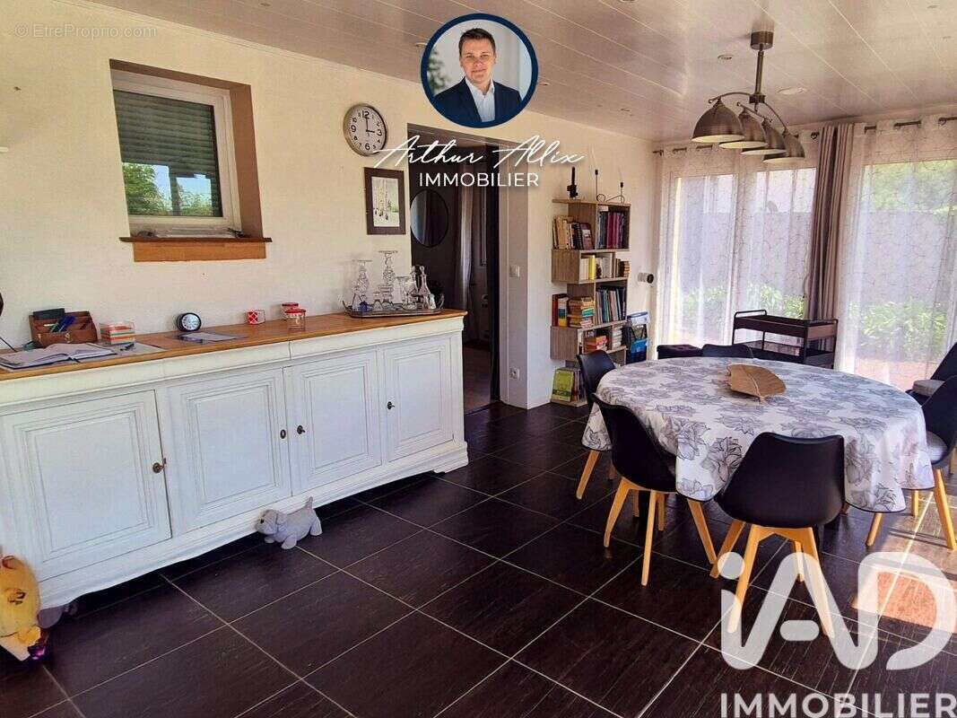 Maison 108 m² à Saint-Germain-Sur-Ay  - photo 6