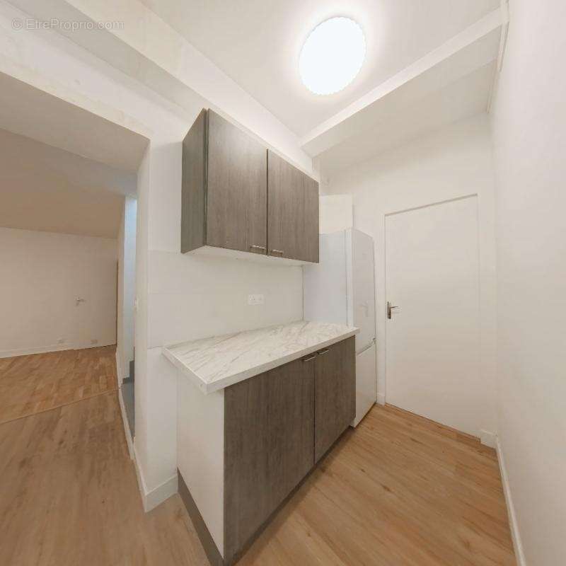 Appartement à FONTENAY-SOUS-BOIS