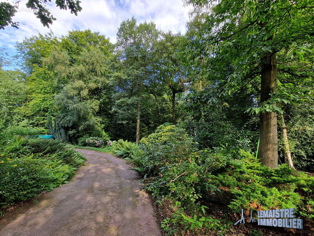 Maison à NOTRE-DAME-DE-GRAVENCHON