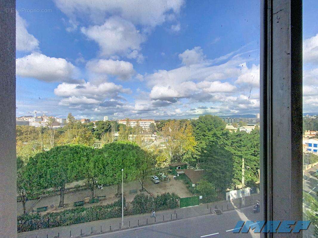 Appartement à MARSEILLE-9E