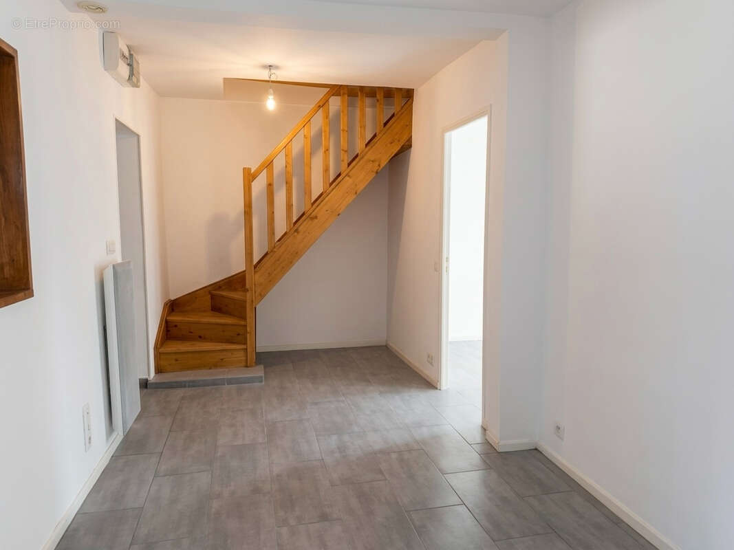 Appartement à MAGNY-COURS