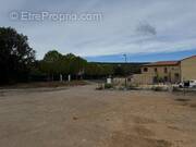 Terrain à COMBAILLAUX