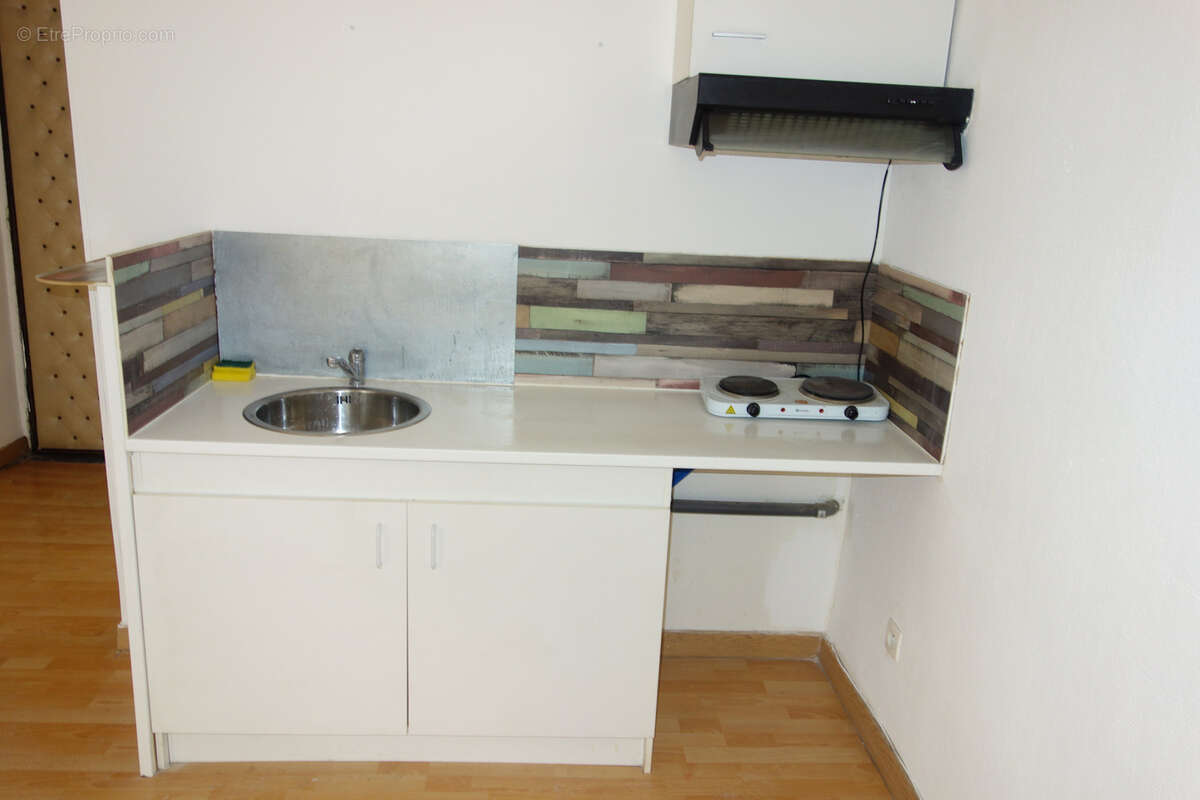 Appartement à MARSEILLE-1E