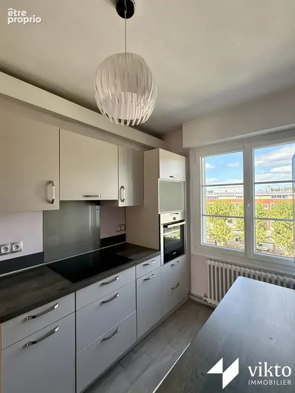 Appartement 4 pièces 77 m² à vendre à Lisieux (14100) - photo 3