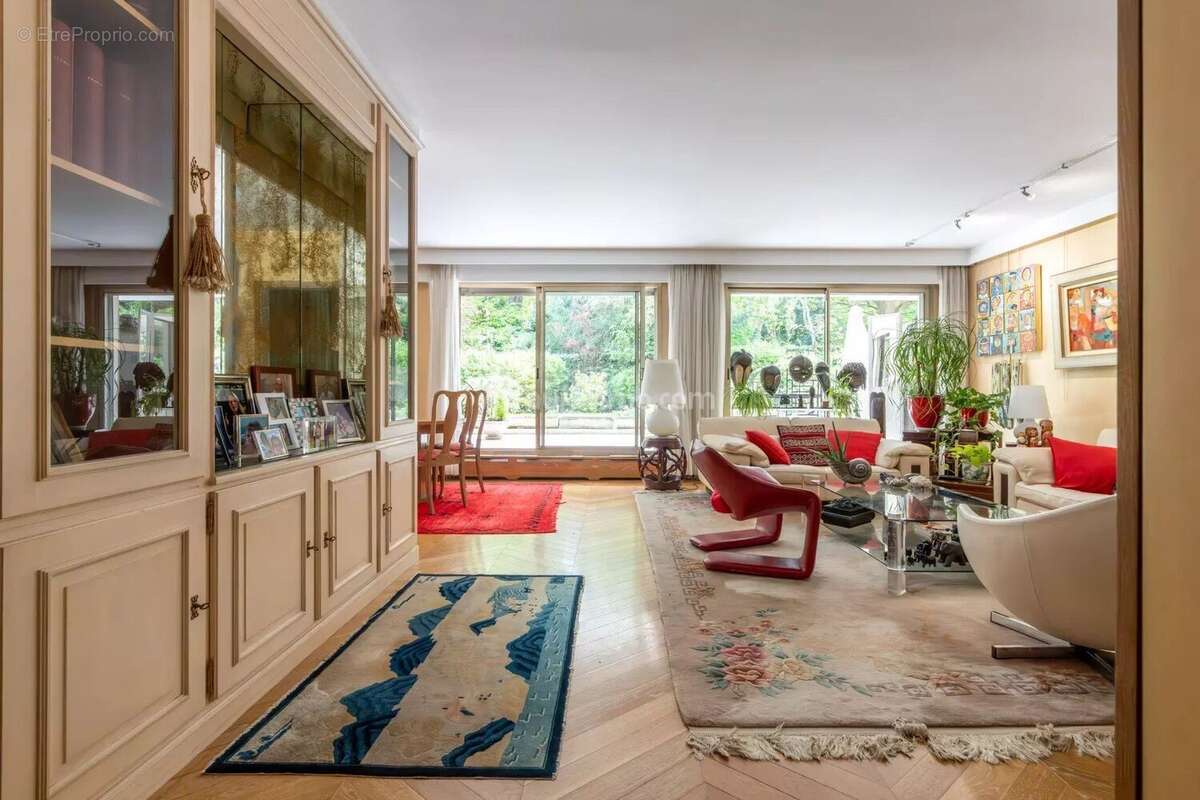 Appartement à NOGENT-SUR-MARNE