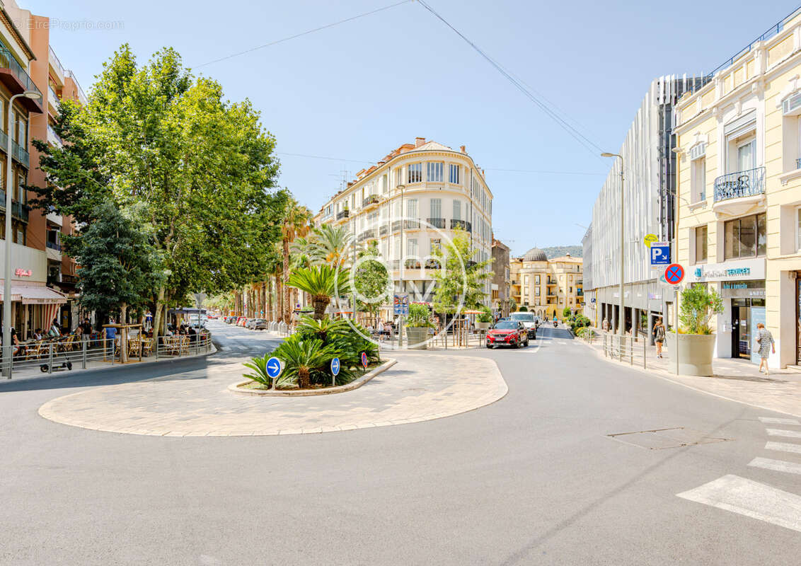 Appartement à HYERES