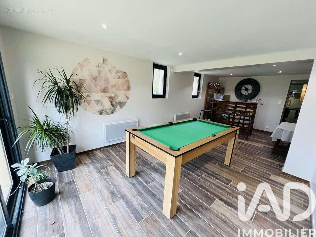 Maison 190 m² à Valaurie  - photo 8