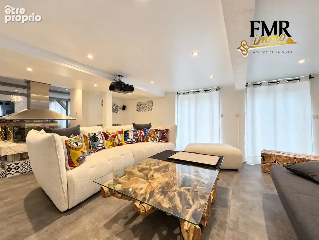 Maison 10 pièces 224 m² à vendre à Les Monceaux (14100) - photo 3