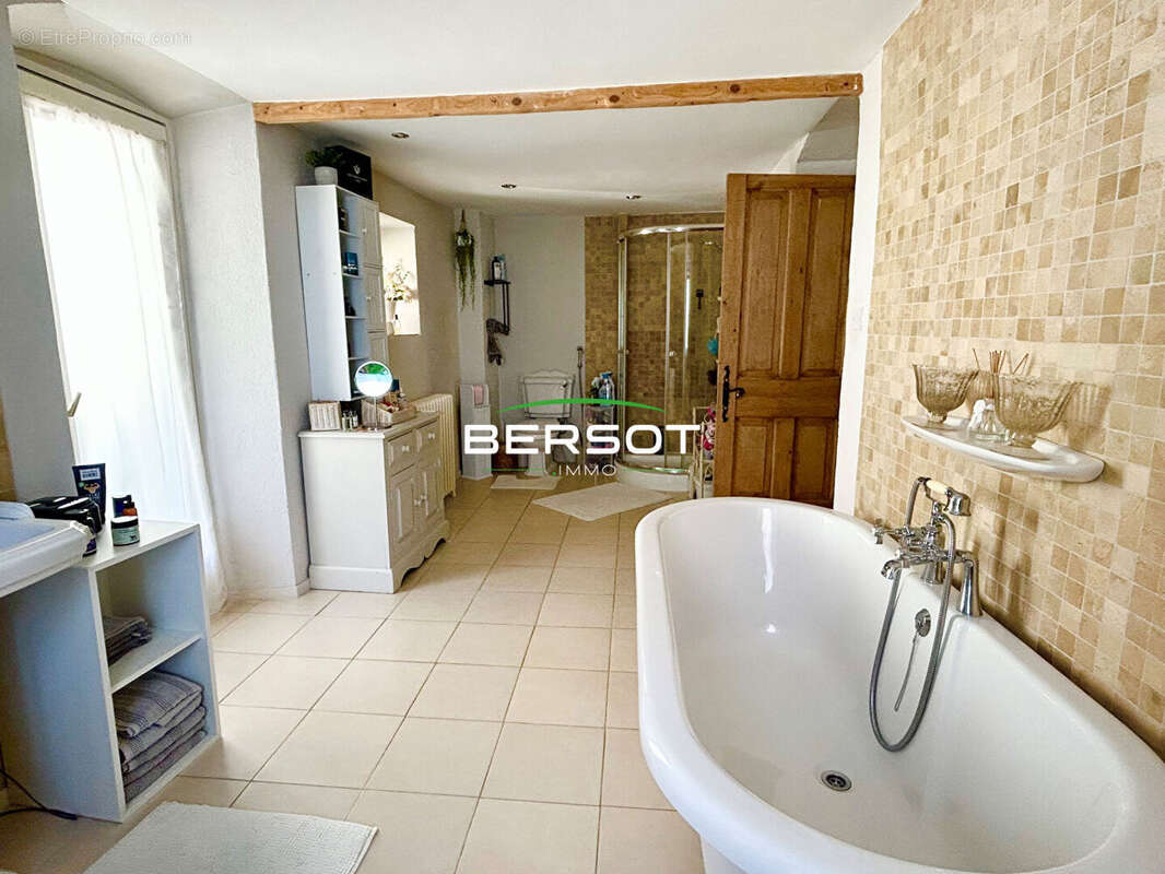 Grande maison de village avec magnifique vue lac - photo 12