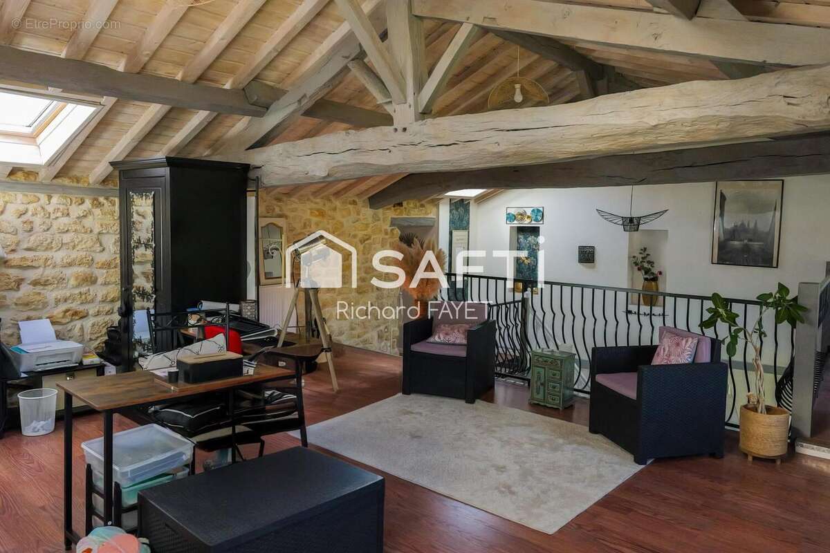 Photo 6 - Maison à BOIS