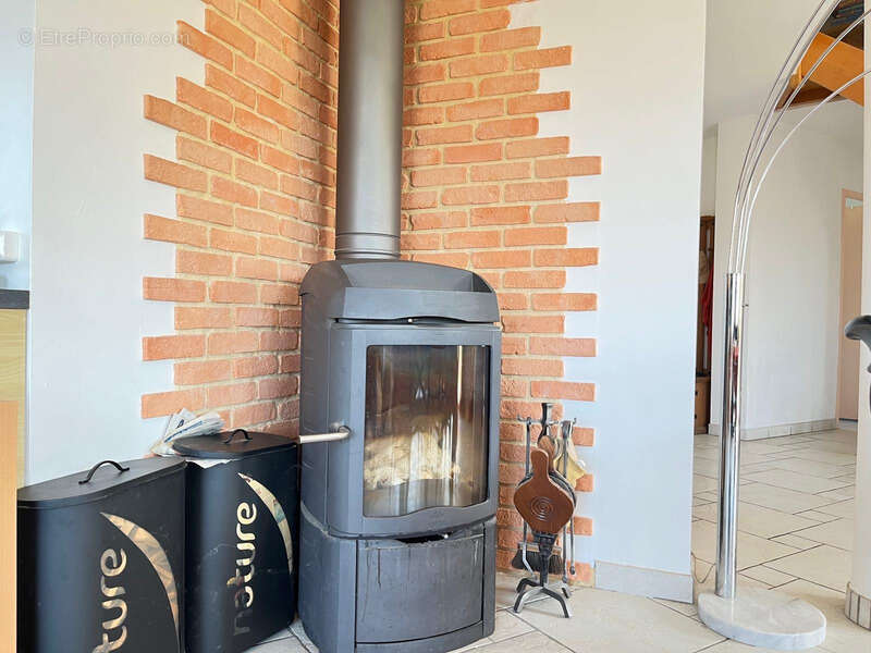 Maison à vendre 4 pièces SAINT PIERRE DE LAGES (31) - photo 5