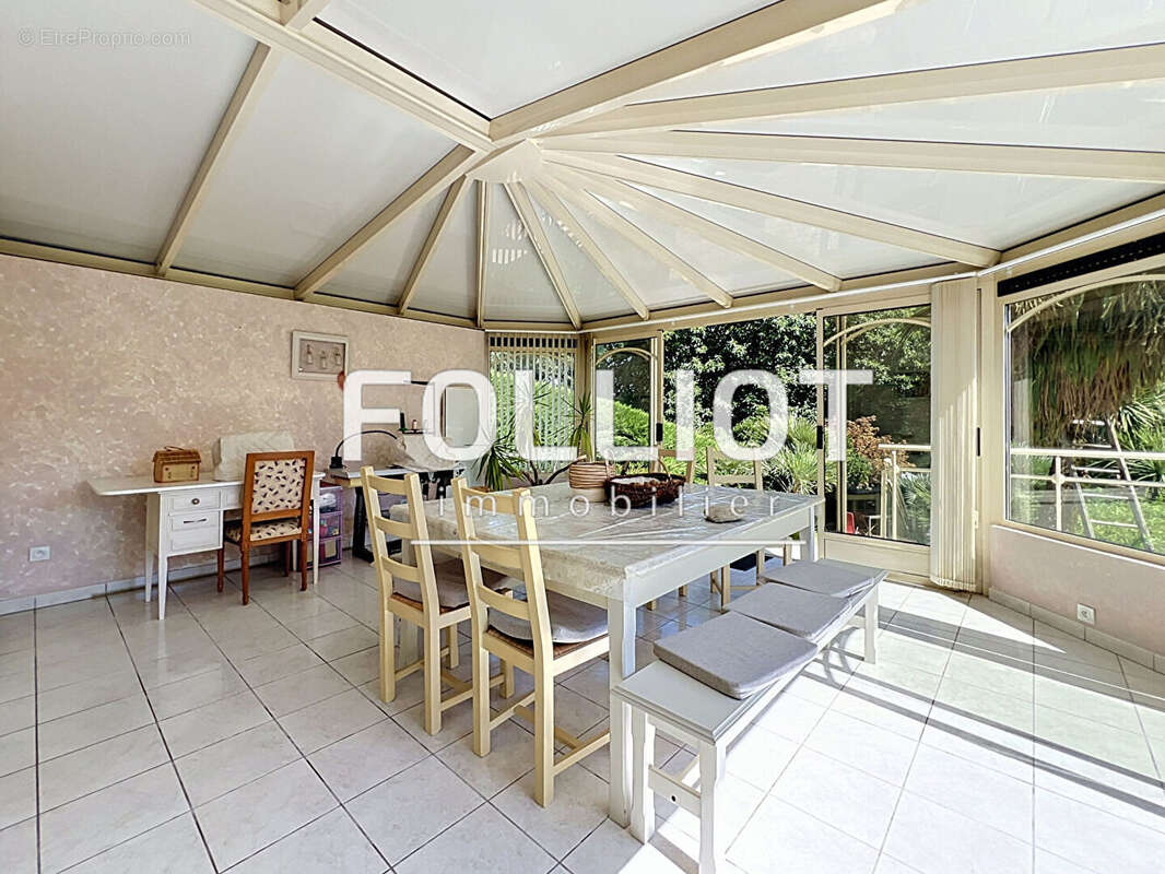 A VENDRE - Maison 4 pièces à Lécousse - 124 m² - photo 2