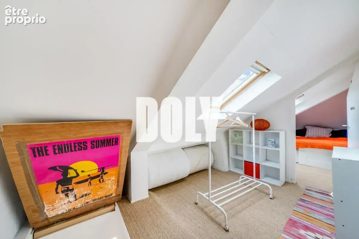 Doly - rue du faubourg saint-martin - 4 pieces - photo 8