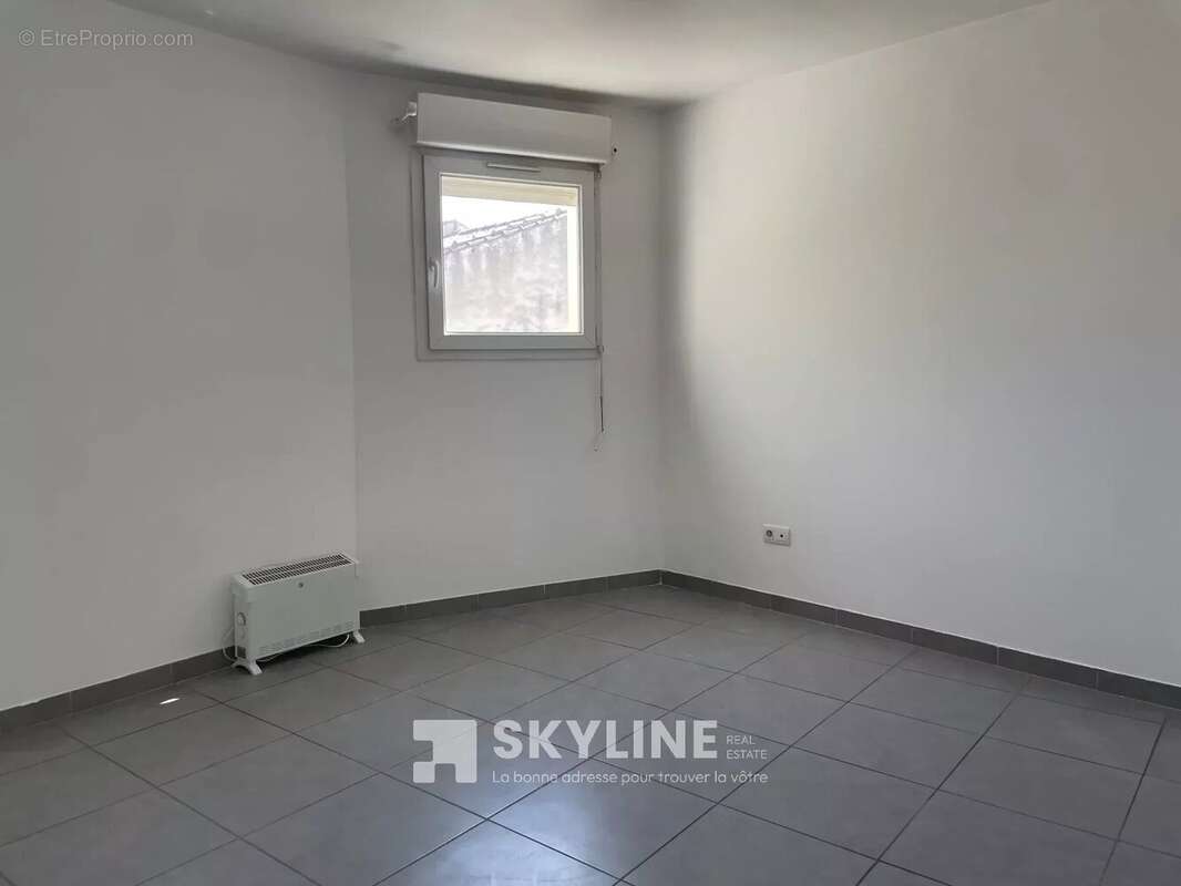 Appartement à MARSEILLE-3E