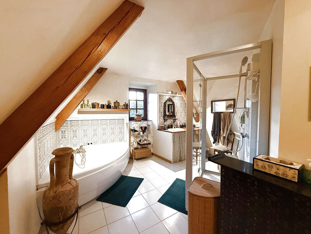 Maison à BONNETABLE