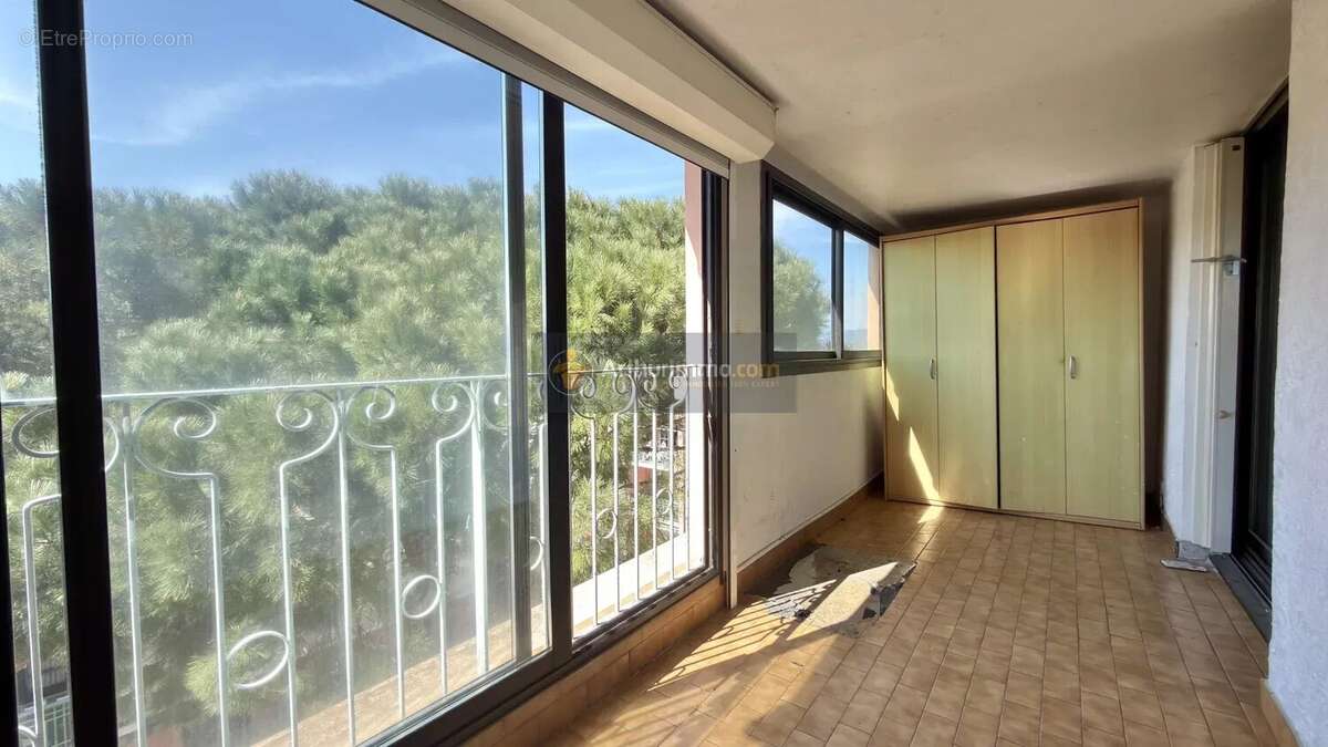 Appartement à FREJUS