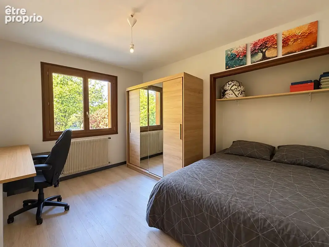 Maison Lons Le Saunier 6 pièce(s) 151.21 m2/4 chambres - photo 2