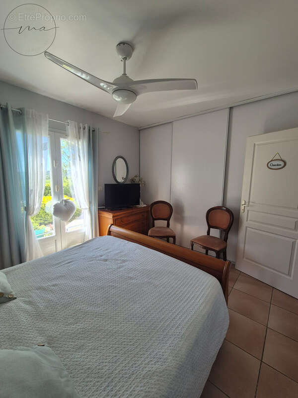 Maison à SAINT-GENIES-DE-FONTEDIT