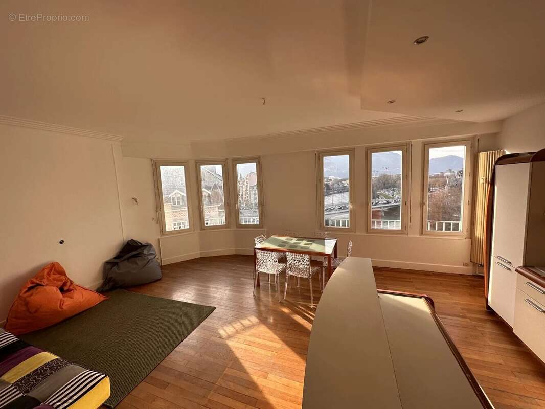 Appartement à GRENOBLE