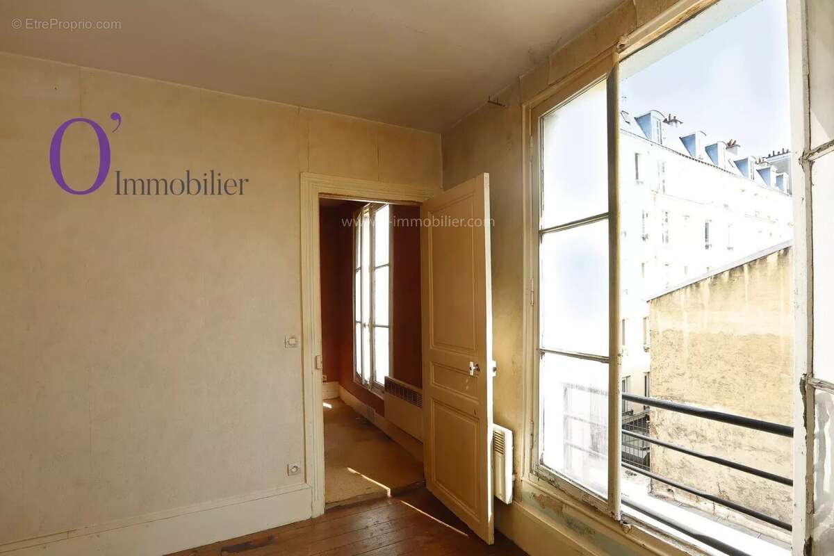 Appartement à PARIS-11E