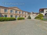 Appartement à SAINT-JUST-SAINT-RAMBERT