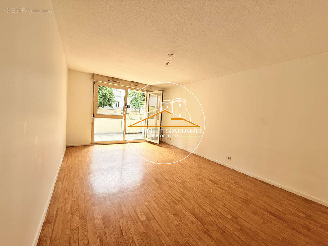 Appartement 65 m² à Angers  - photo 3