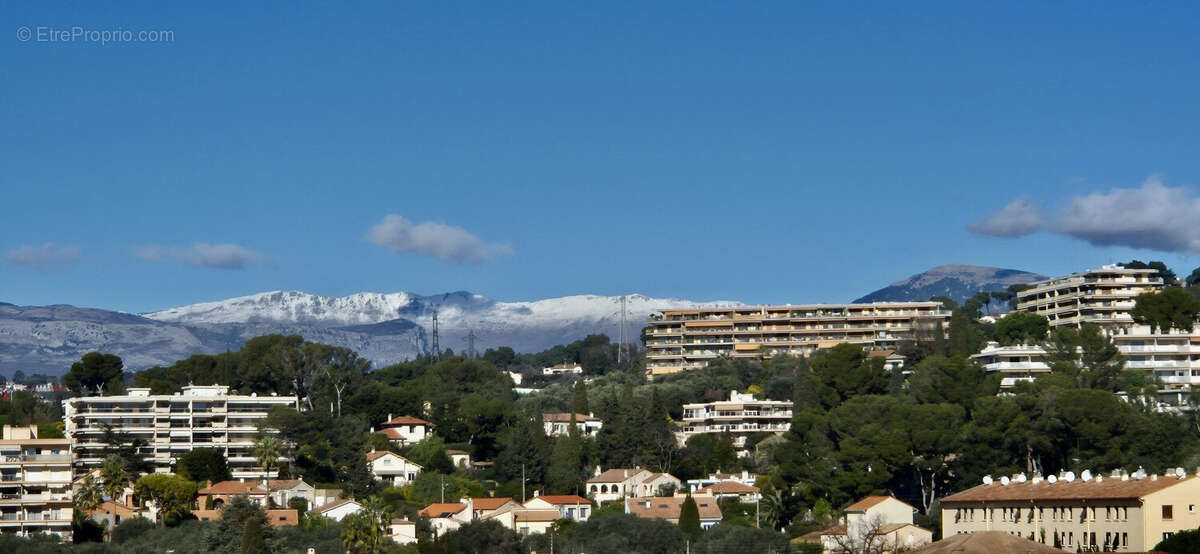 Appartement à LE CANNET