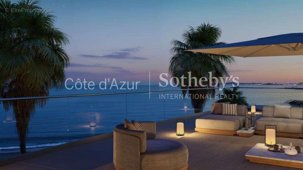 Appartement à VILLENEUVE-LOUBET