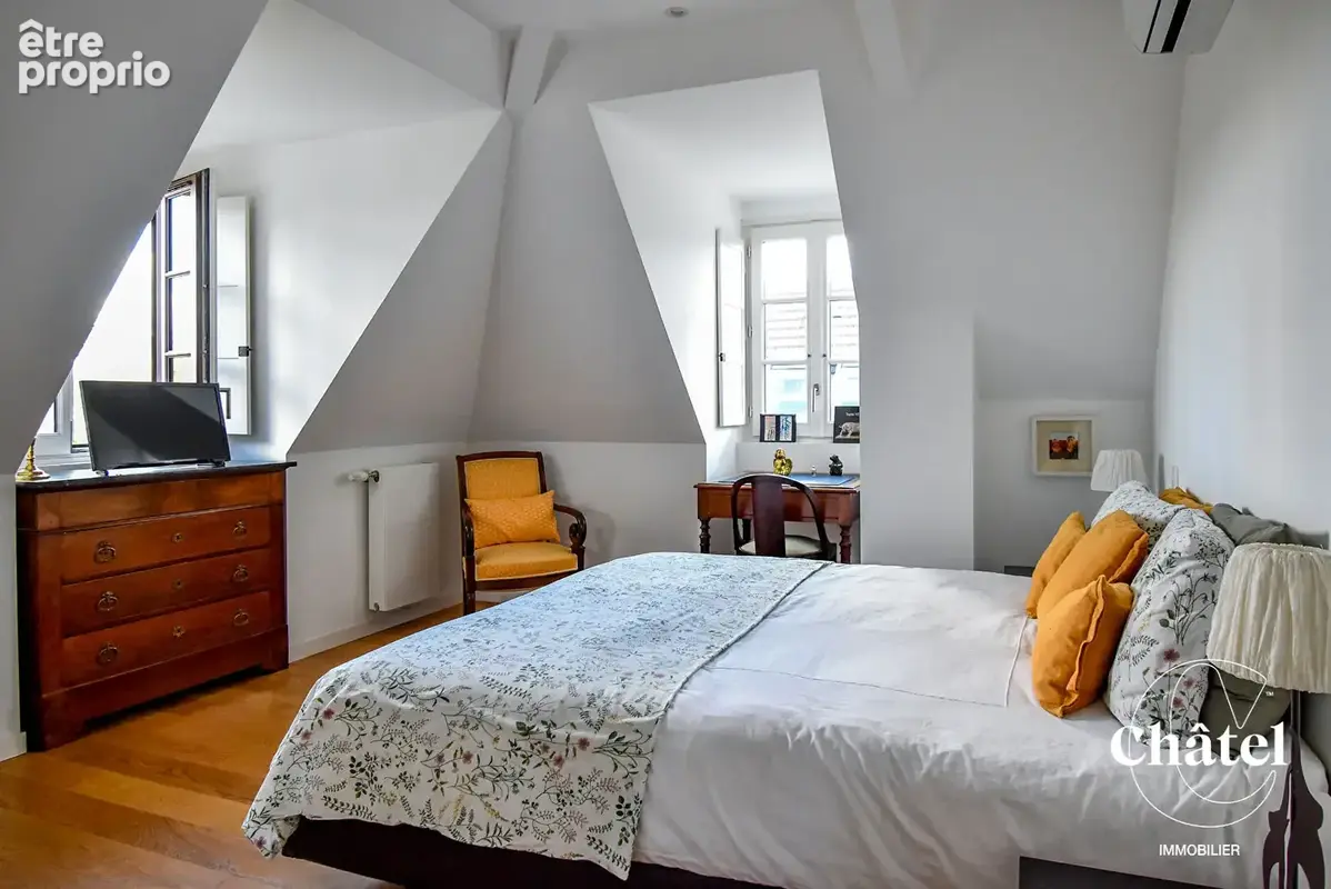 Appartement-SENLIS centre ville-2 chambres-2 salles d'eau-Ascenseur-BOX 50m2 - photo 12