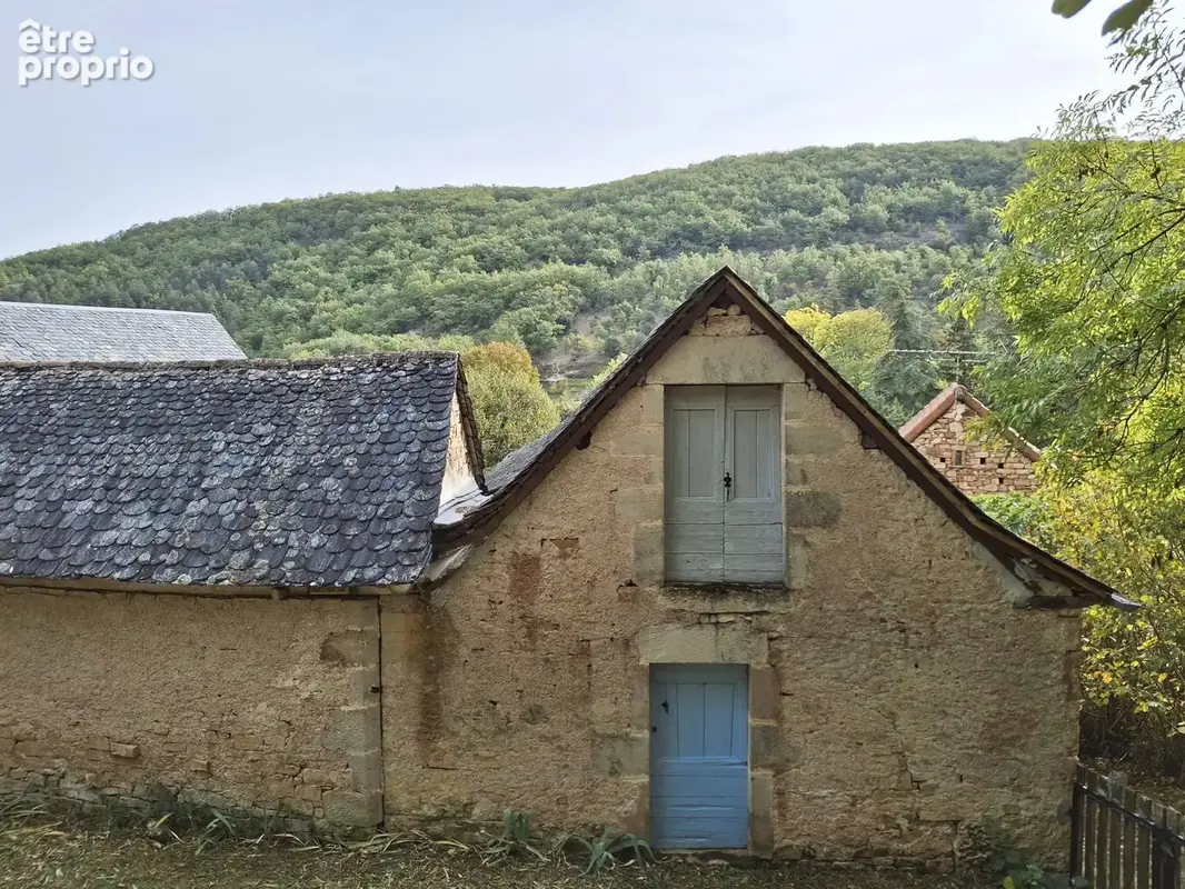 Une maison pleine de charme, prête à emménager, avec un beau potentiel d’aménagement - photo 13