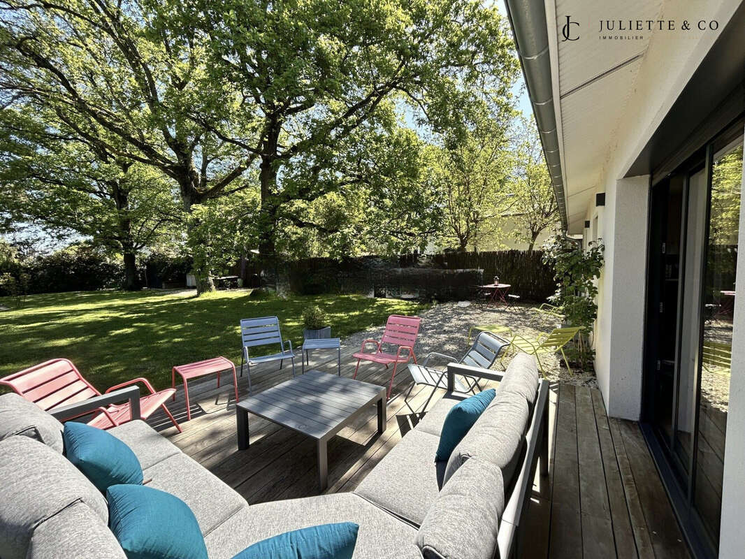 Maison 147 m² à Tassin-La-Demi-Lune  - photo 8