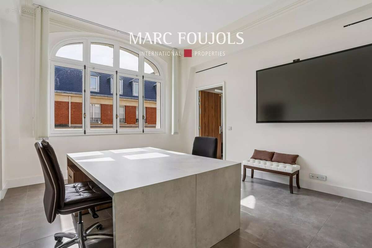 Paris 8 Monceau : immeuble de bureaux de 529 m² réparti sur 4 niveaux - photo 10