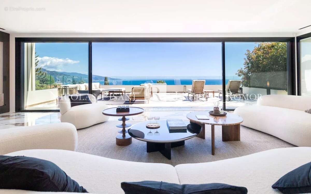 Maison à ROQUEBRUNE-CAP-MARTIN