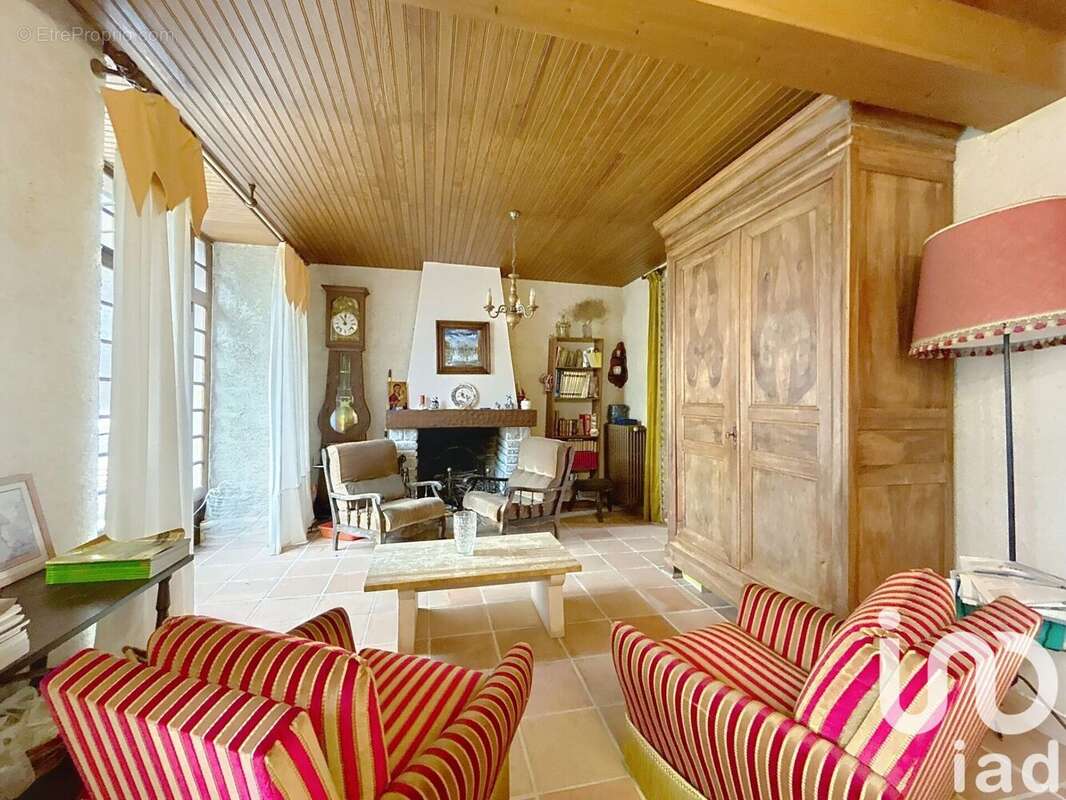 Photo 3 - Maison à MASSIGNAC
