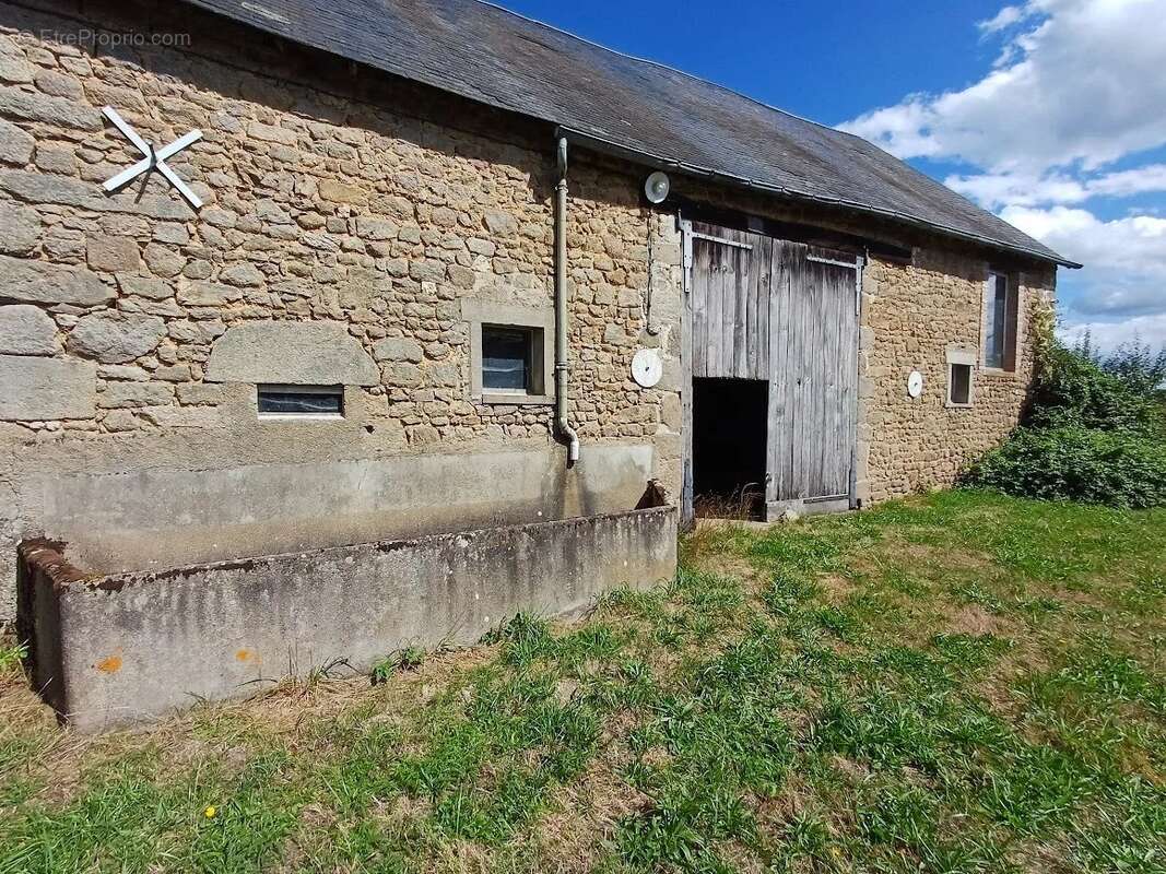 Maison à CHENERAILLES