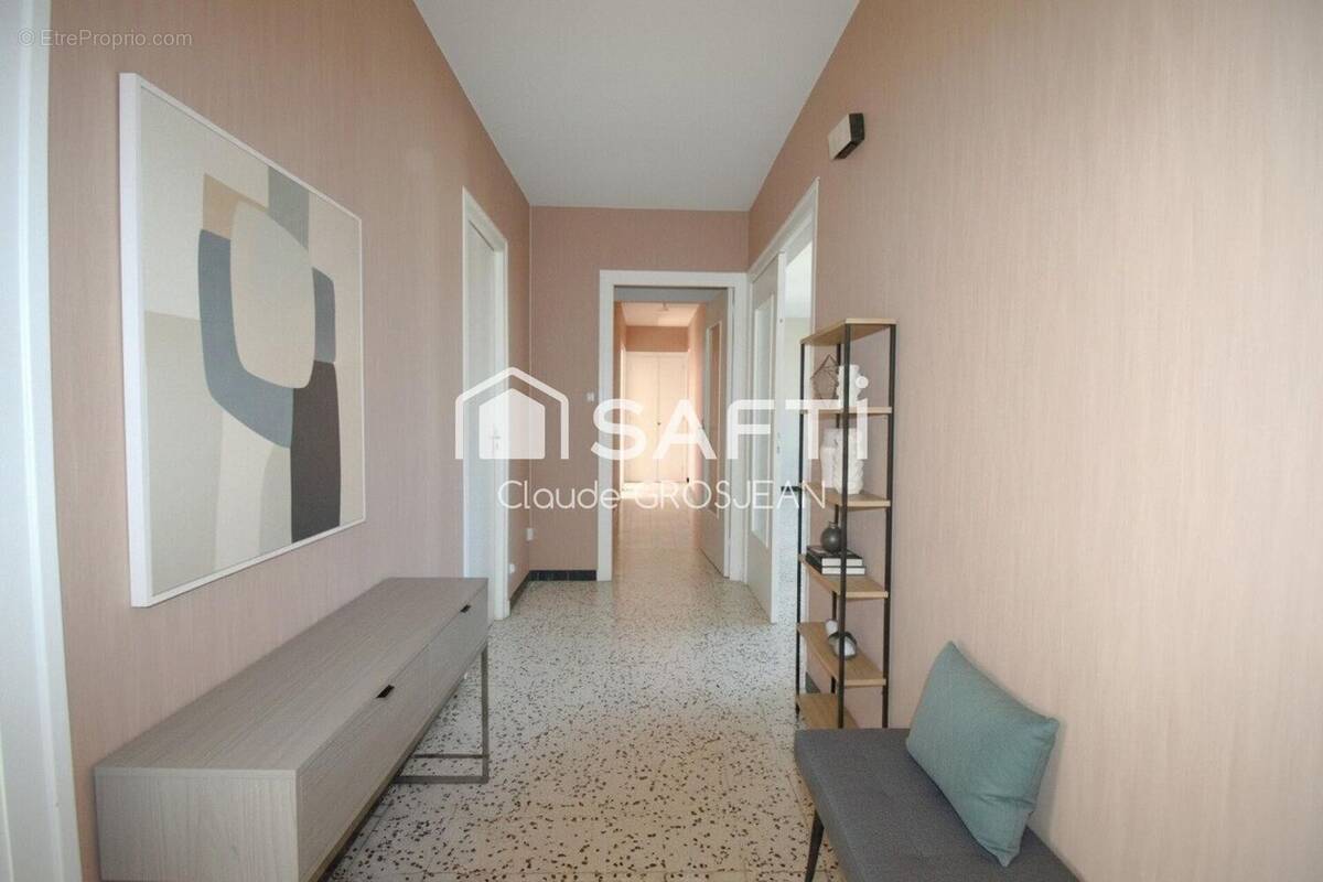 Photo 1 - Appartement à ROUSSILLON