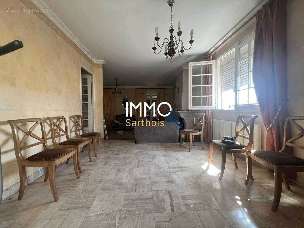 Maison à LAIGNE-EN-BELIN