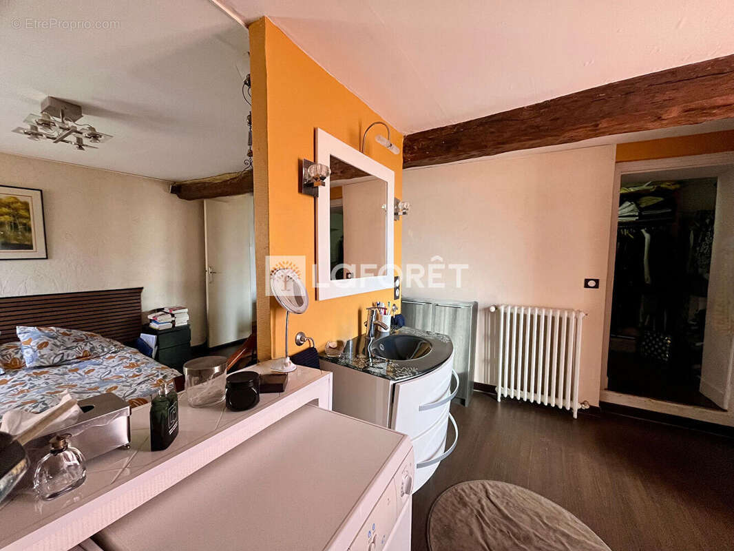 Maison à BALAGNY-SUR-THERAIN