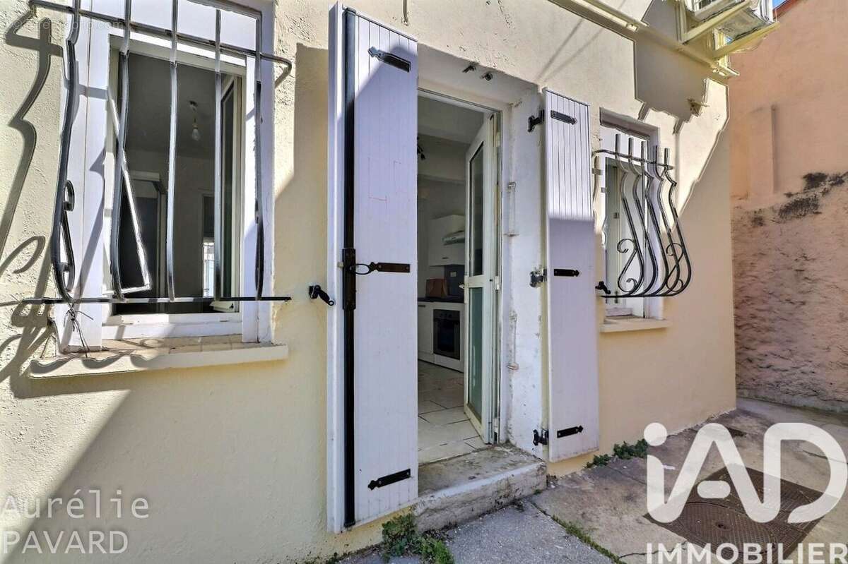 Photo 2 - Appartement à MARSEILLE-9E
