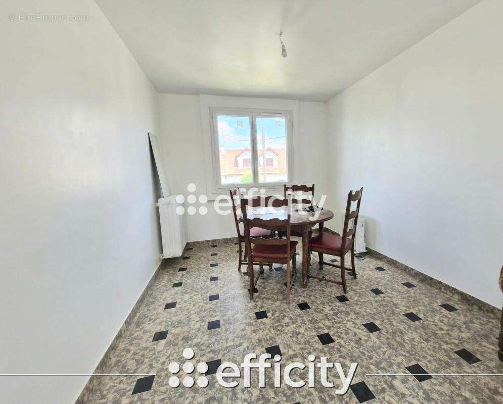 Maison à VILLEPARISIS