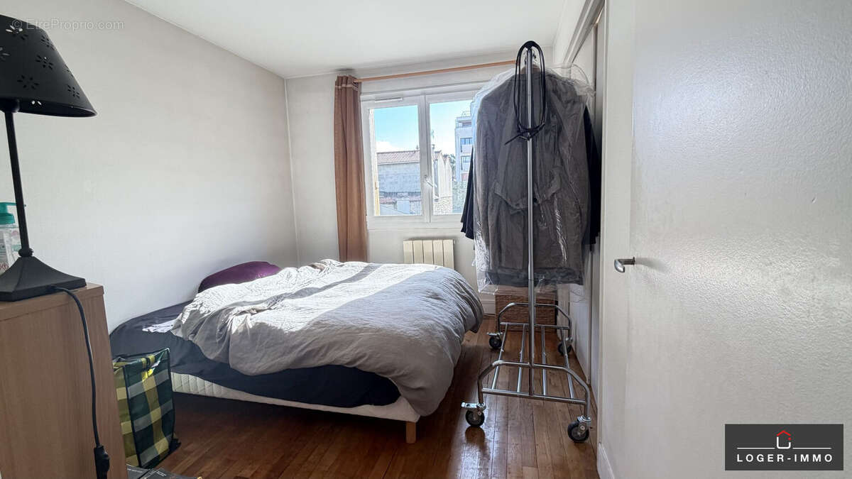 Appartement à SAINT-MAUR-DES-FOSSES