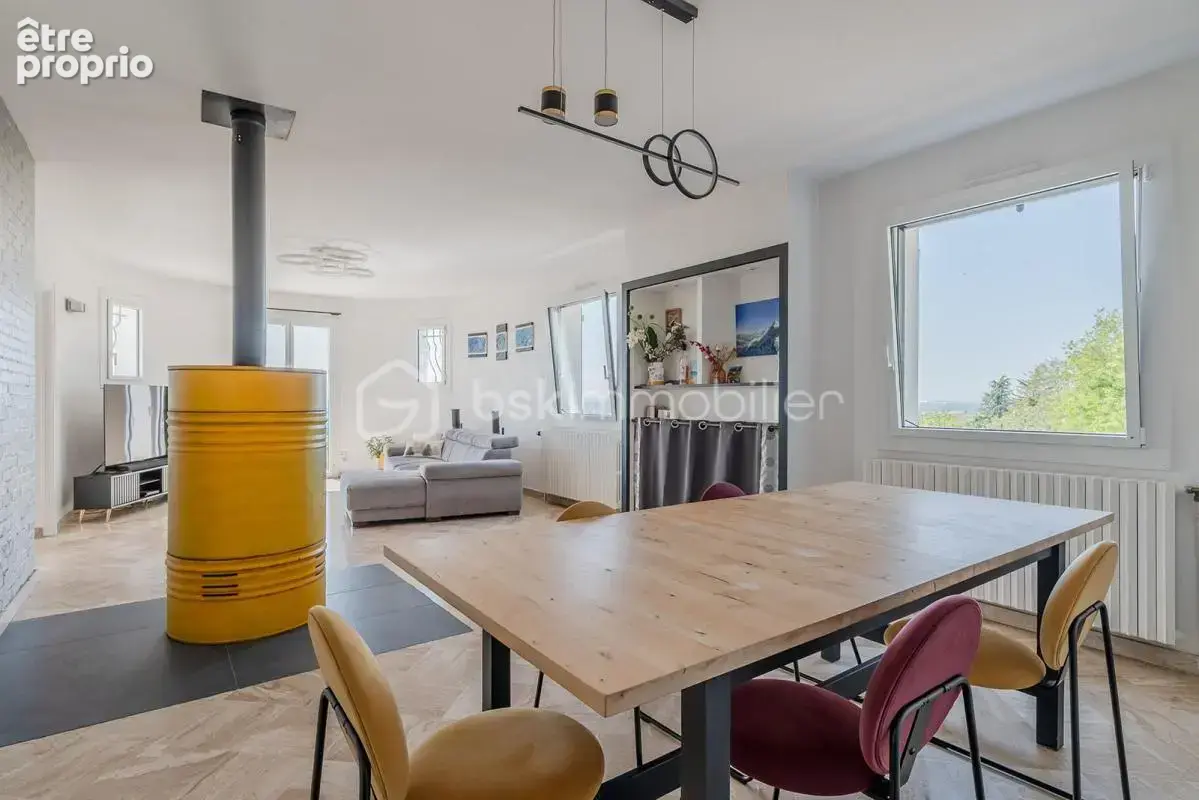 Maison familiale avec vue dégagée, au calme dans un cadre exceptionnel proche commodités - photo 8