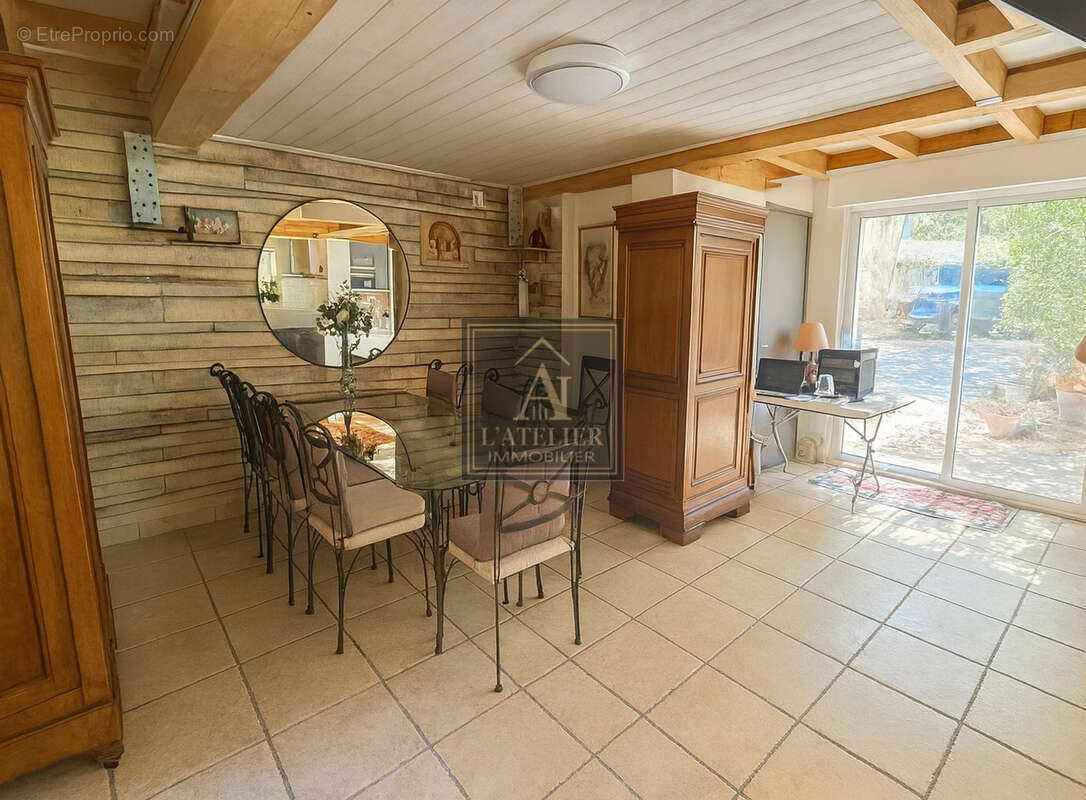 Maison à SOLLIES-PONT